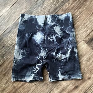 SHEIN SCRUNCH SHORTS